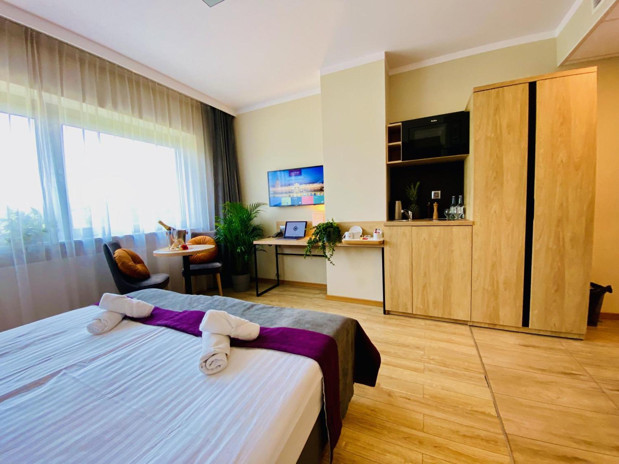 Hotel Conrad Comfort Kraków Eksteriør billede